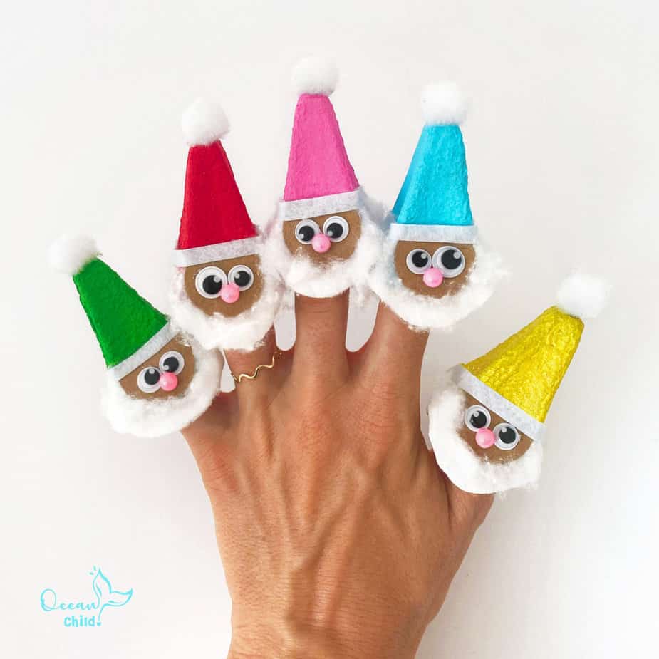 DIY Santa puppets for kids