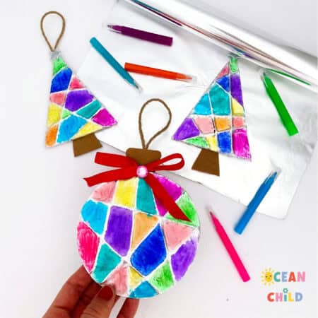 Foil Coloring!; Create Beautiful Aluminum Foil Ornaments with Kids!