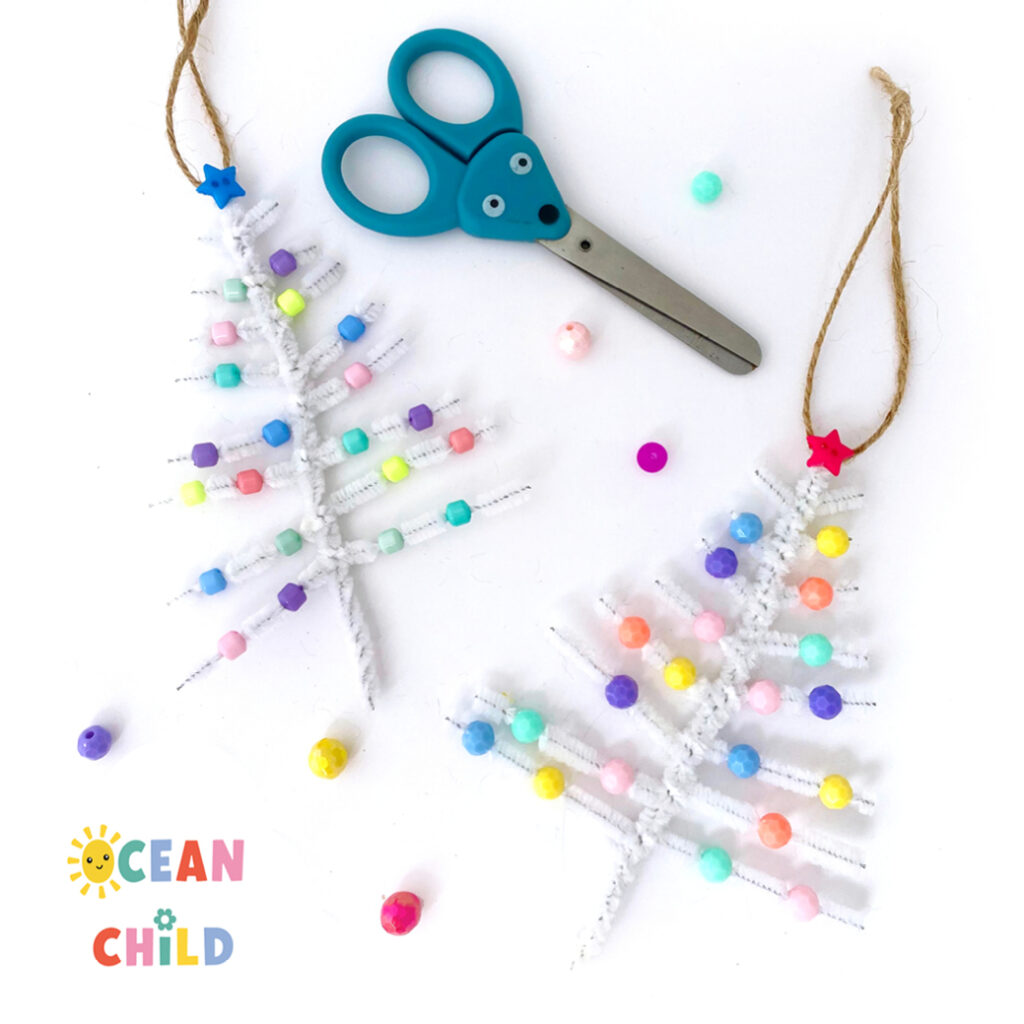 Christmas tree ornaments kids can make at home